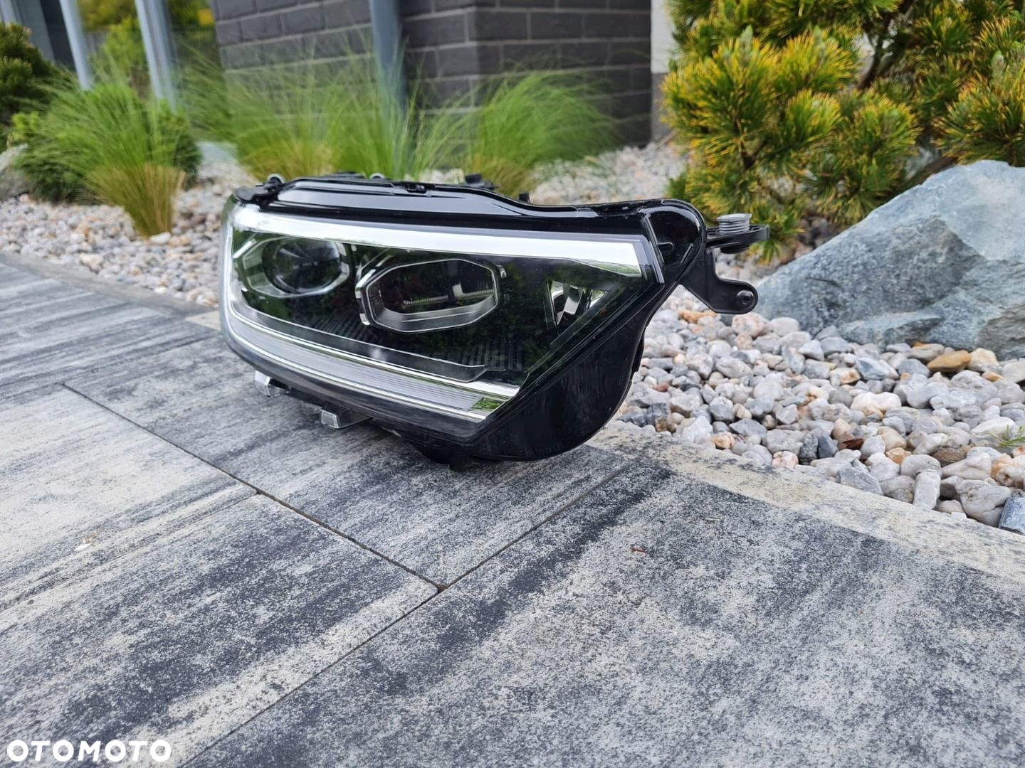 VW T-ROC 2GA LIFT Lampa prawa przód Full Led Matrix IQ Light 2GA941036AK - 3