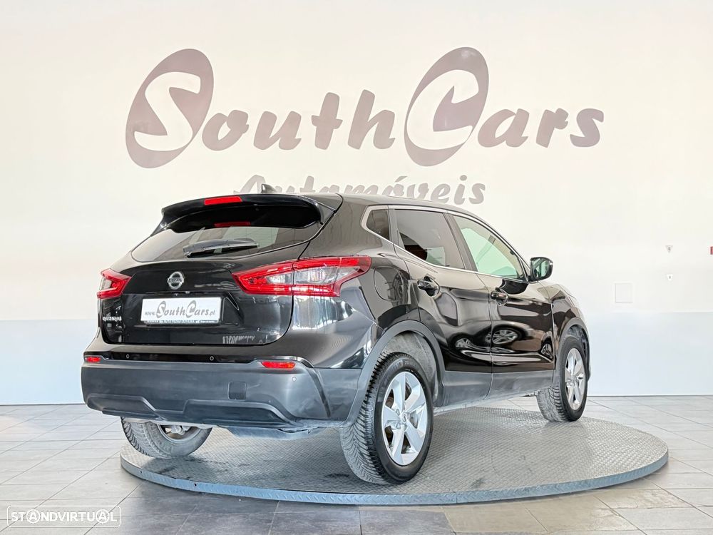 Nissan Qashqai 1.5 dCi N-Connecta J17 DCT - 4