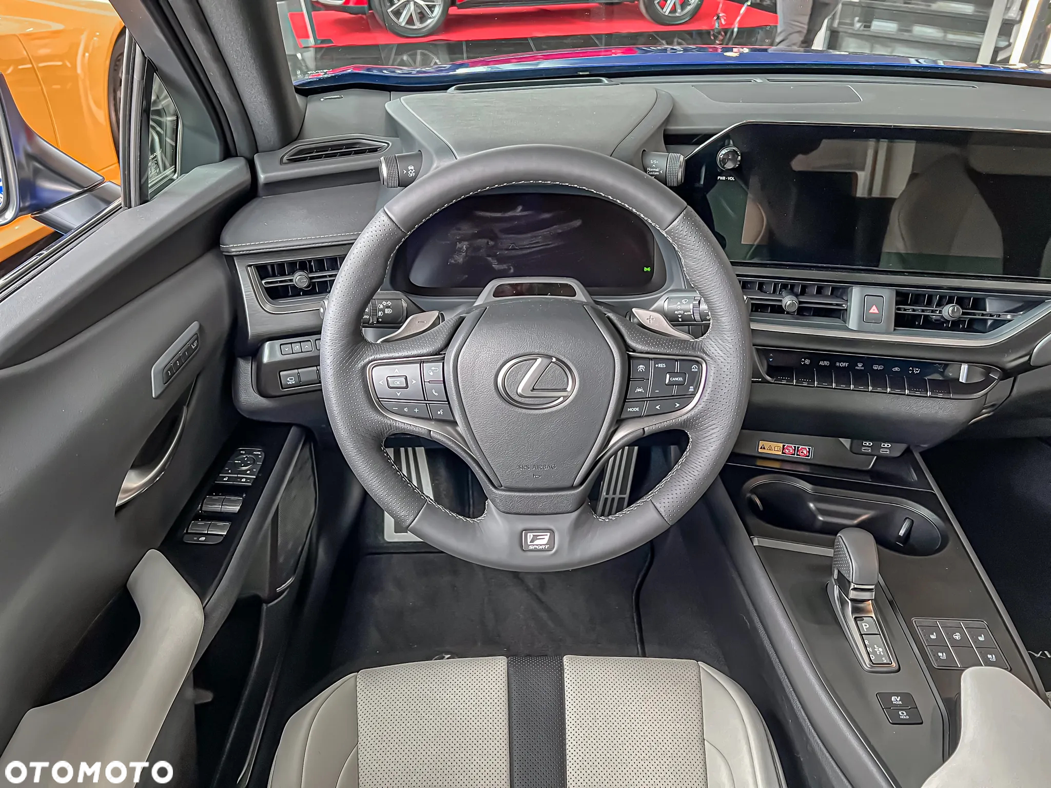 Lexus UX - 14