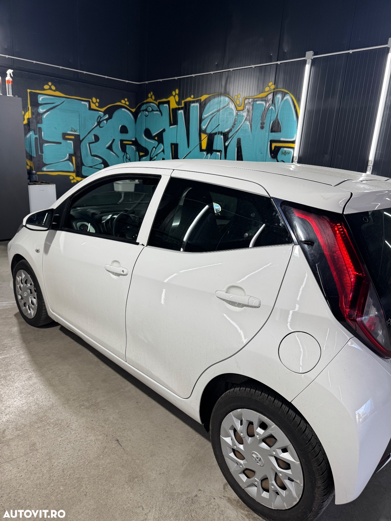 Toyota Aygo 1.0 VVY-I 5 usi MultiMode X-cite - 3