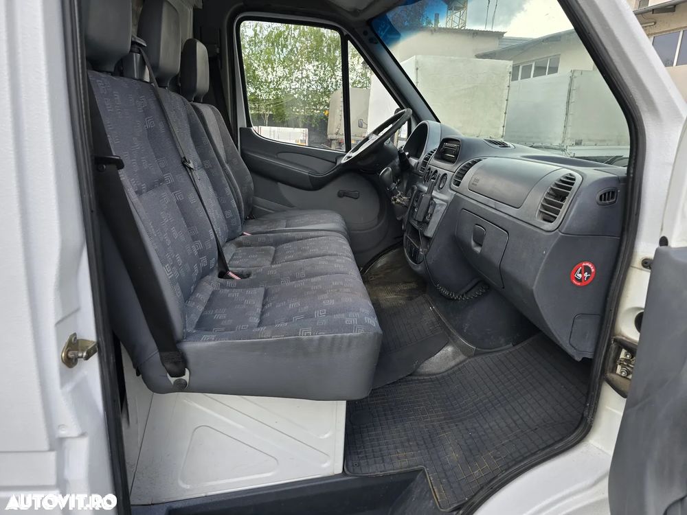 Mercedes-Benz Sprinter - 6