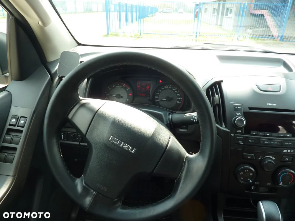 Isuzu D-Max 1.9 DC L - 7