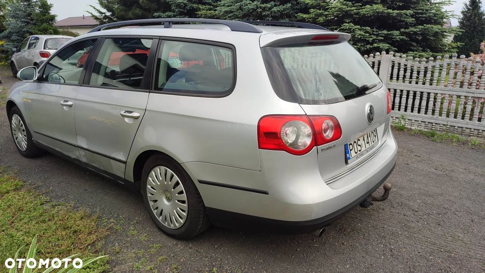 Volkswagen Passat Variant 1.6 Trendline - 4