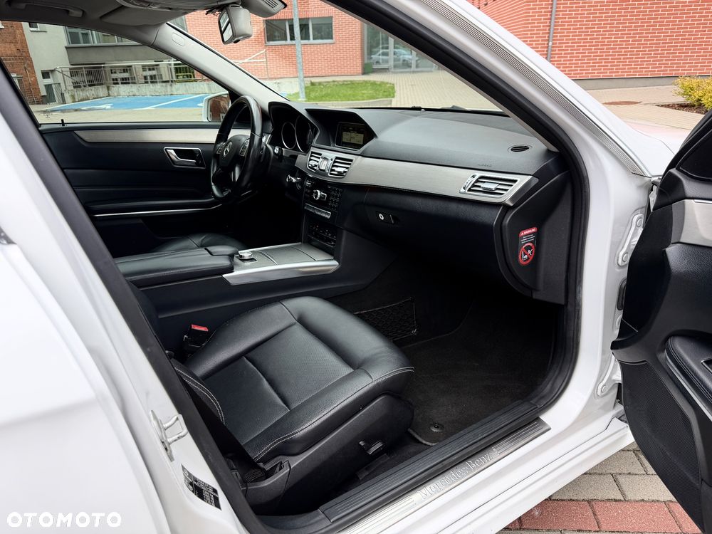Mercedes-Benz Klasa E 220 BlueTEC 9G-TRONIC Avantgarde - 6