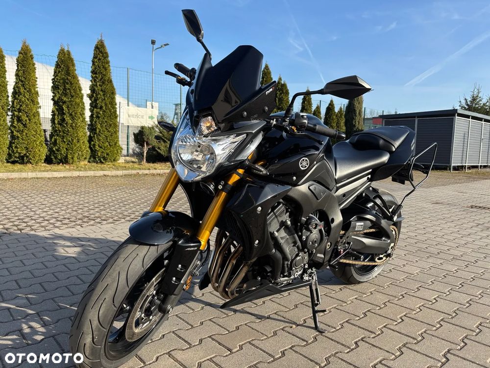 Yamaha FZ8 - 7
