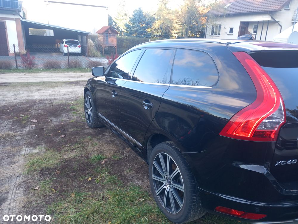 Volvo XC 60 T5 Drive-E Summum - 5