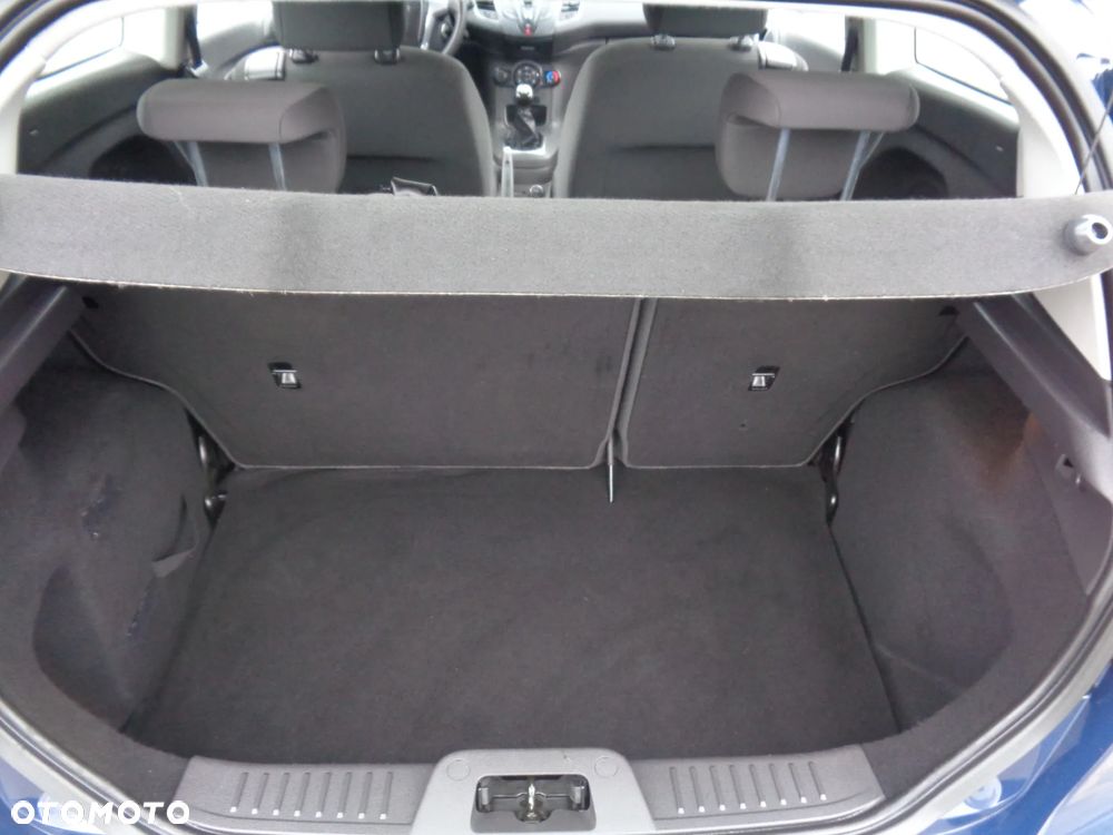Ford Fiesta 1.25 Champions Edition - 8