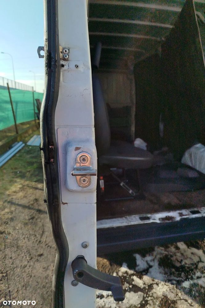 Ducato III i lift Boxer Jumper II 06-22r movano -25 H2  drzwi tył tylne BIAŁE lewe i prawe komplet z foto skrzydełka całe dość ładne - 17