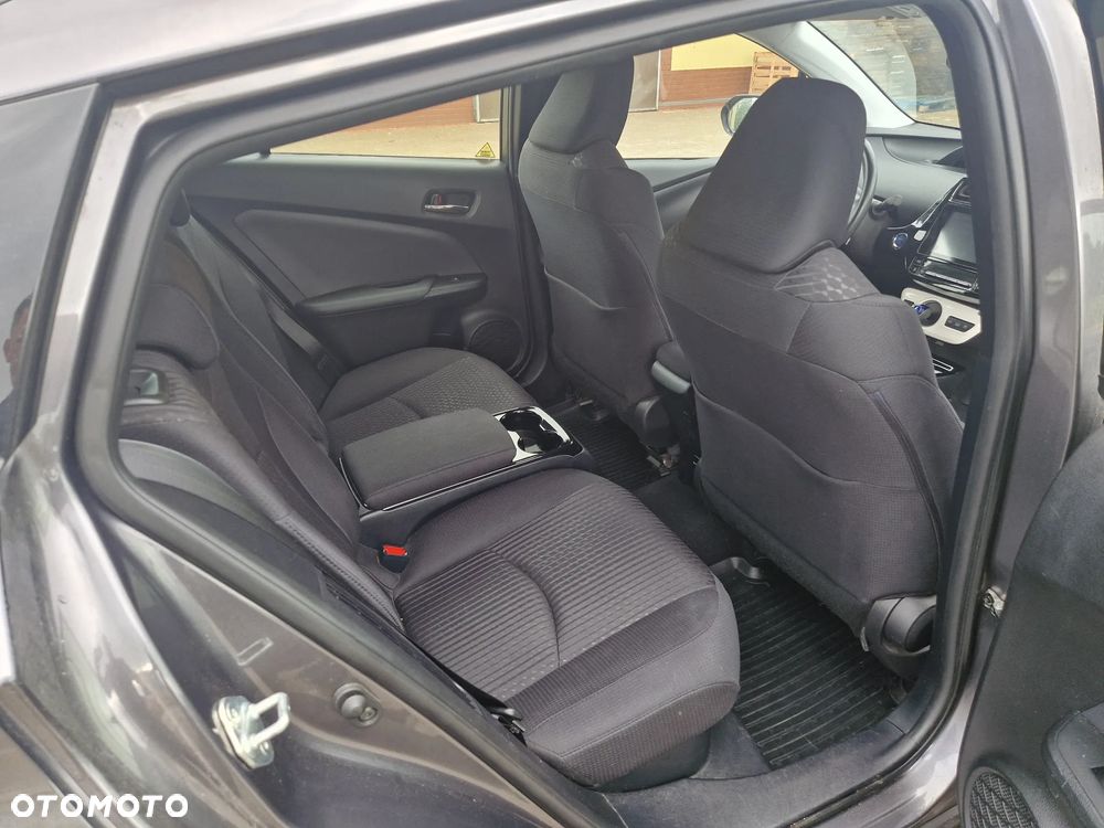 Toyota Prius Hybrid - 9