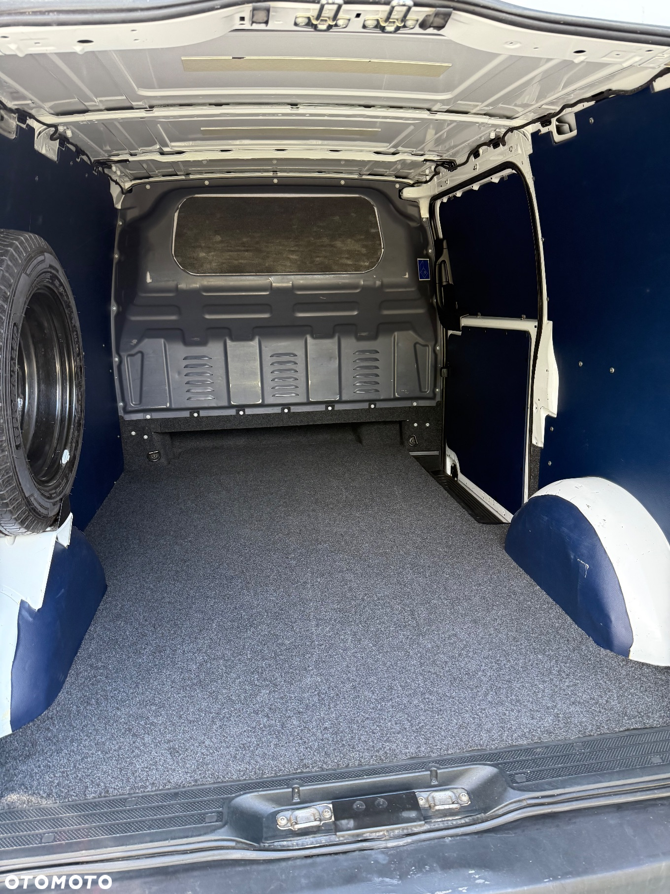 Mercedes-Benz Vito - 8