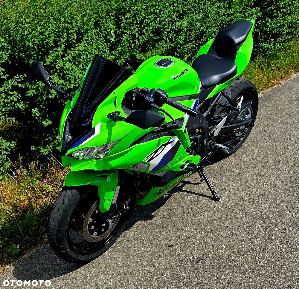 Kawasaki ZX - 4