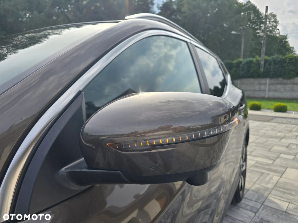 Nissan Qashqai 1.6 DIG-T N-Connecta - 19