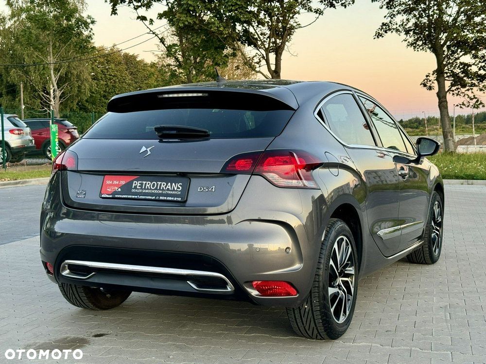 DS Automobiles DS 4 - 12