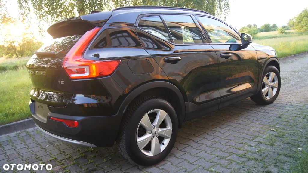 Volvo XC 40 T2 Momentum Core - 10