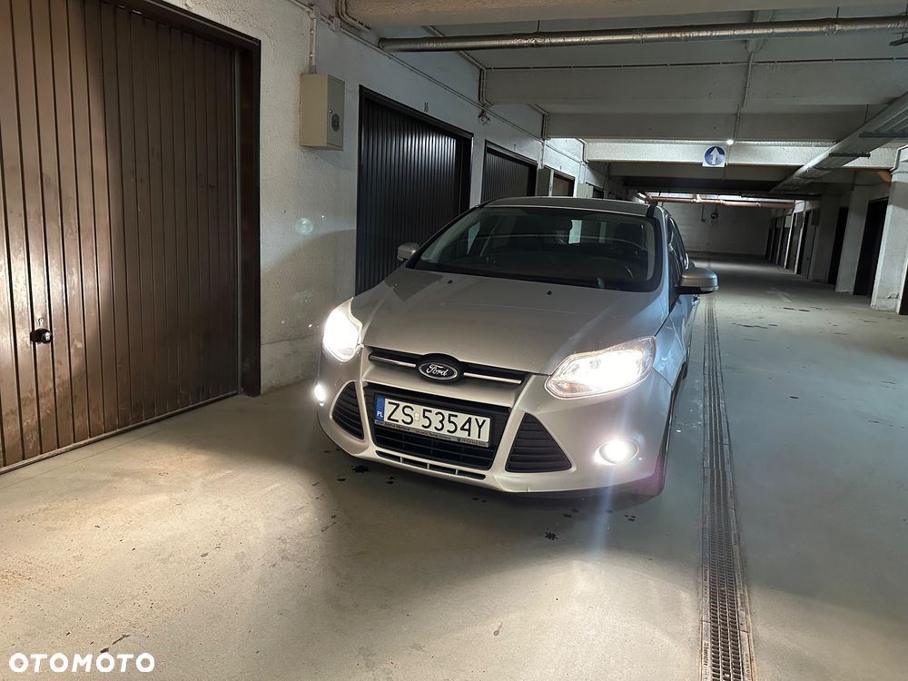 Ford Focus 1.0 EcoBoost Edition - 36