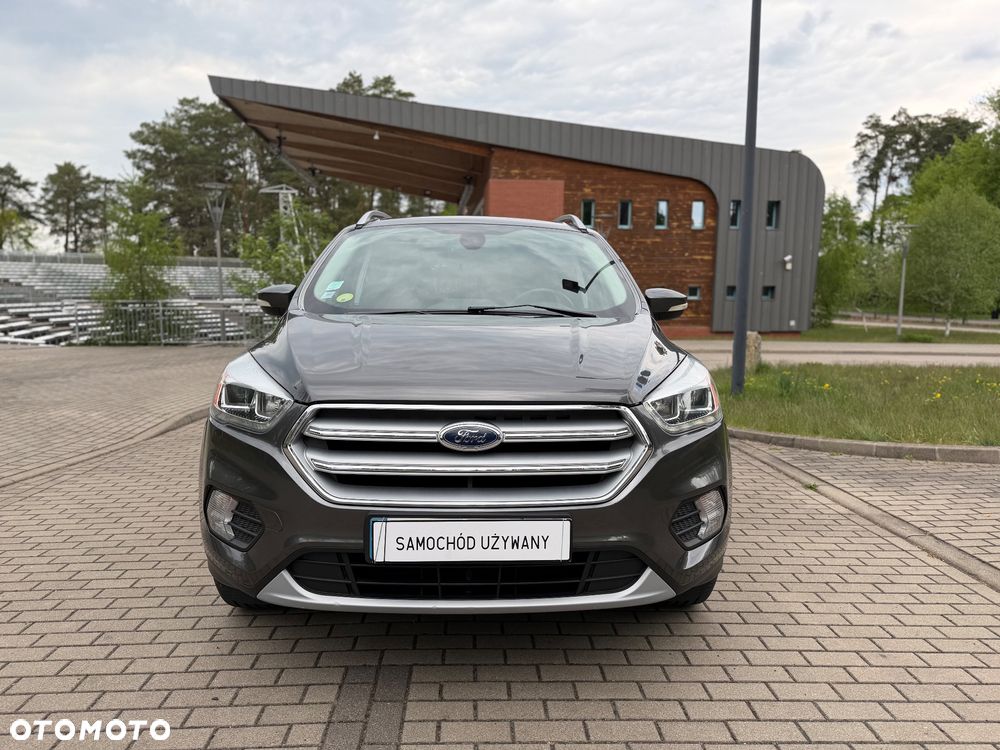 Ford Kuga 2.0 TDCi 2x4 Titanium - 3