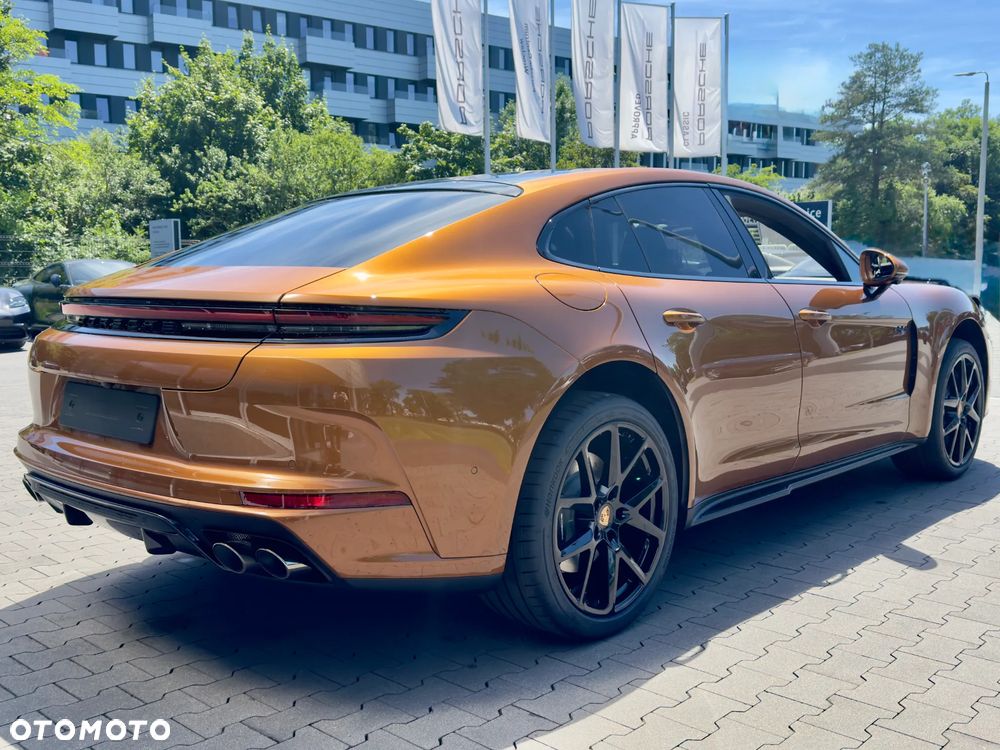 Porsche Panamera 4 E-Hybrid PHEV - 5