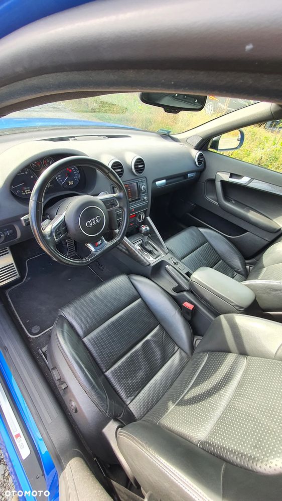 Audi S3 S tronic - 11