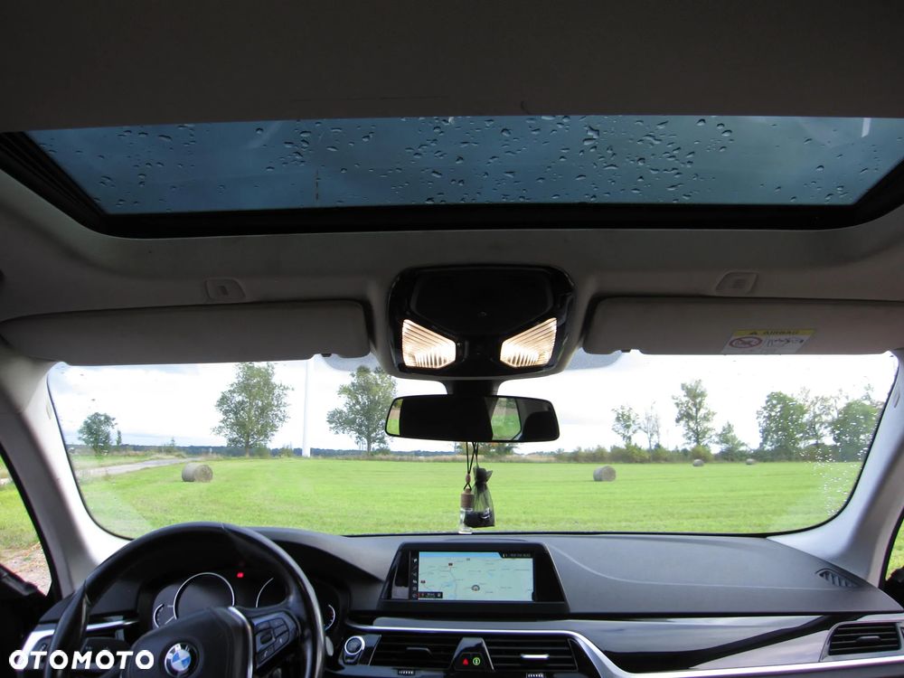 BMW Seria 5 - 12