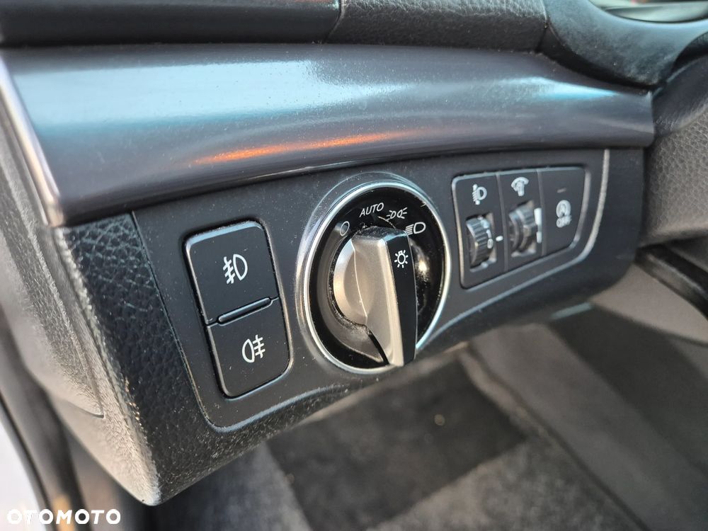 Hyundai i40 Kombi 1.7 CRDi Premium - 10