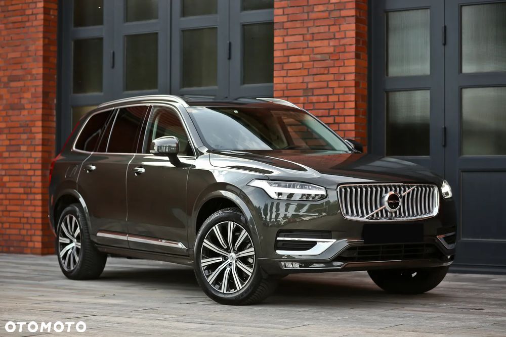 Volvo XC 90 B5 D AWD Plus Dark - 6