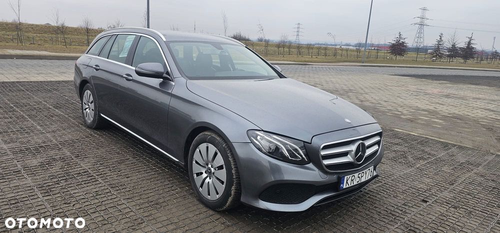 Mercedes-Benz Klasa E 220 d 9G-TRONIC Avantgarde - 2