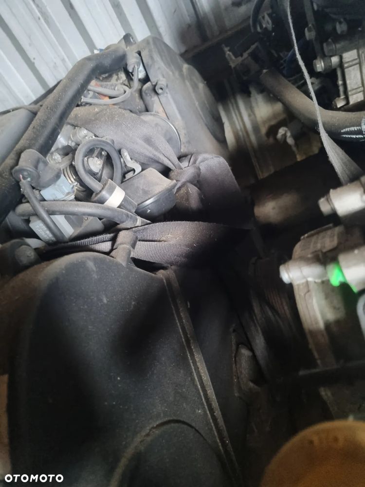 Silnik Audi A8 4.2 D2 Lift uszkodzony - 3