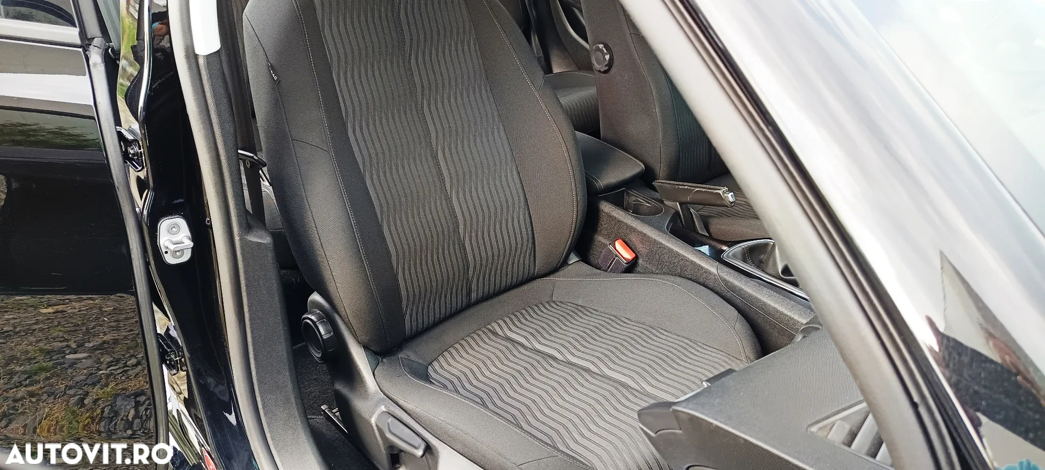 Peugeot 308 125 THP Allure - 26