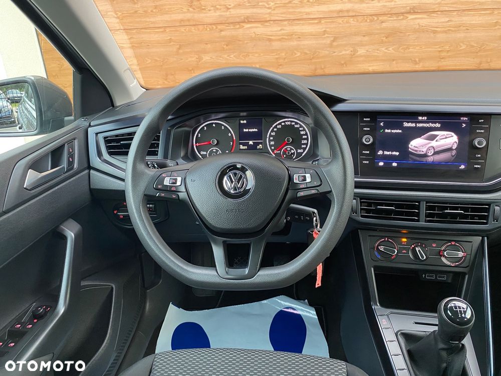 Volkswagen Polo 1.0 Life - 26
