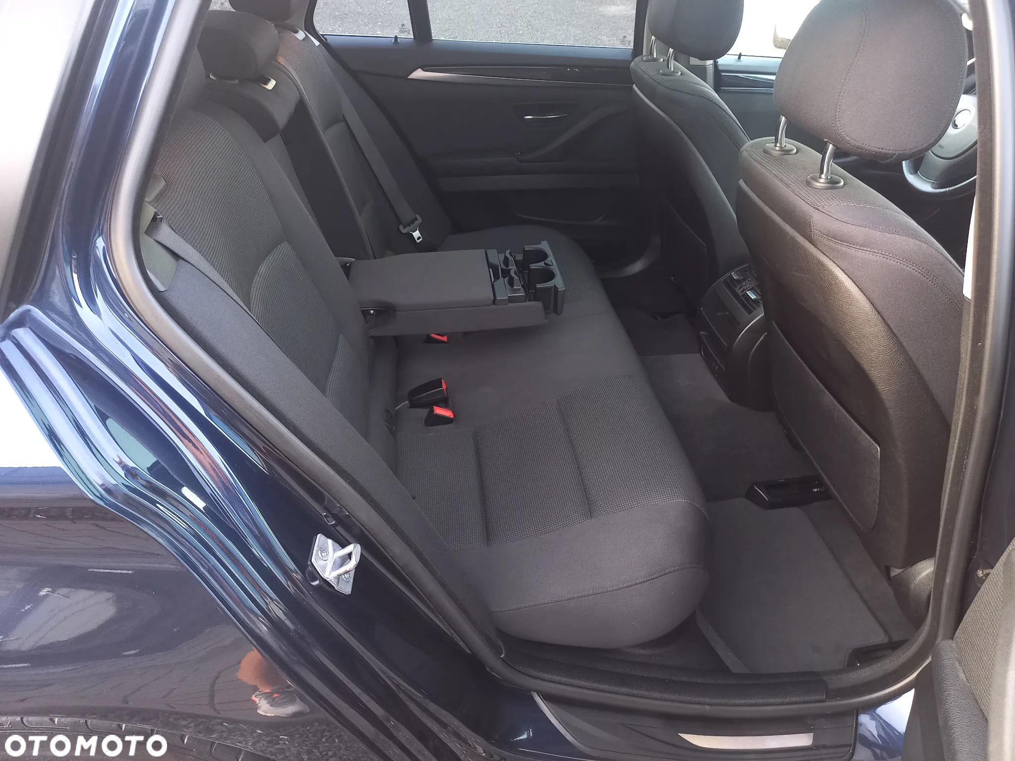 BMW Seria 5 520d Touring - 22