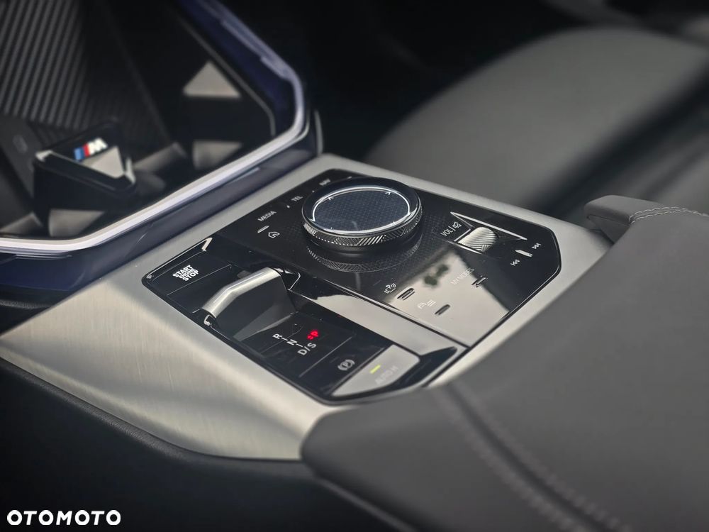 BMW X3 xDrive20d mHEV - 24