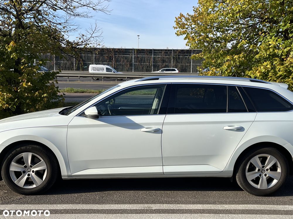 Skoda Superb 1.8 TSI Ambition DSG - 9