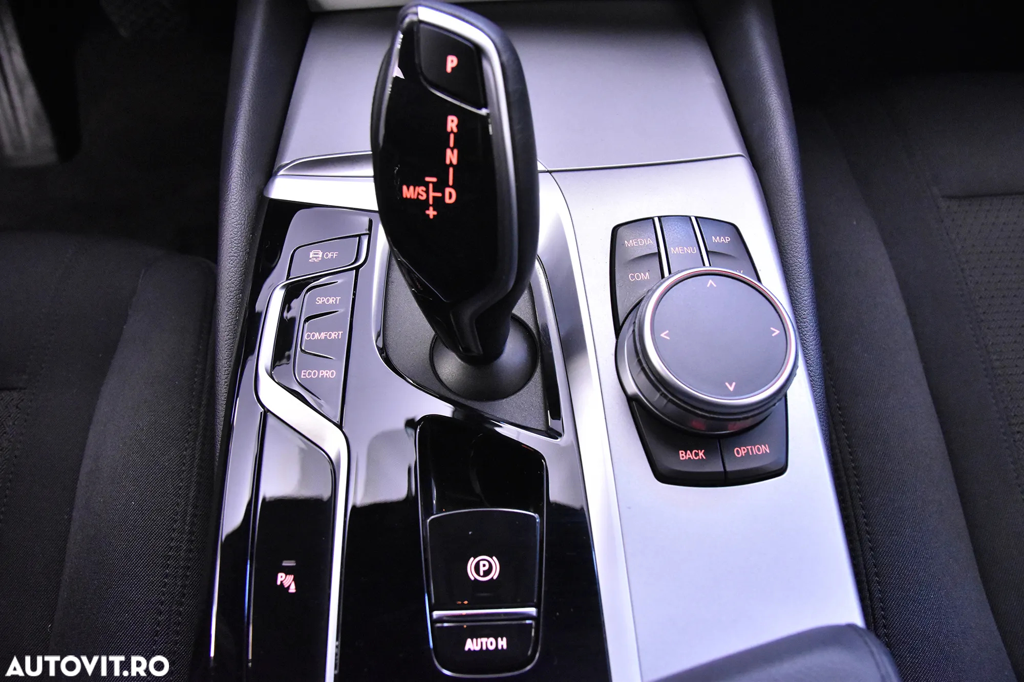 BMW Seria 5 530d xDrive Aut. - 17