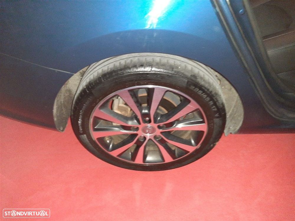 Hyundai i30 SW 1.6 CRDi Comfort+Navi - 10