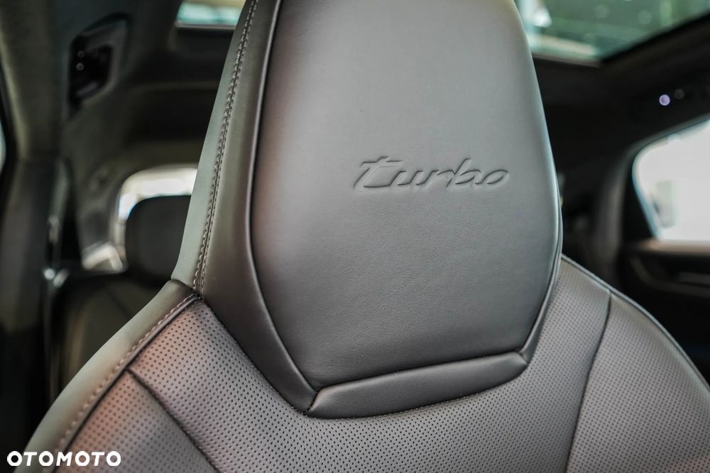 Porsche Cayenne Turbo E-Hybrid PHEV - 32