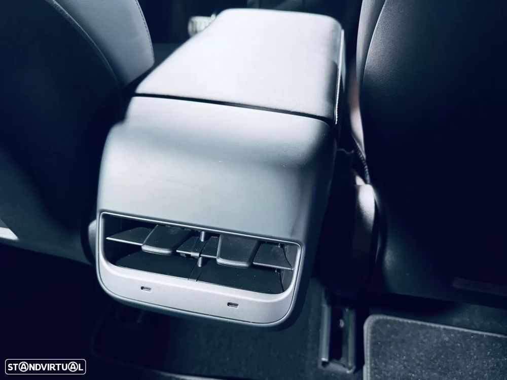 Tesla Model 3 Long Range AWD Dual Motor Performance - 25