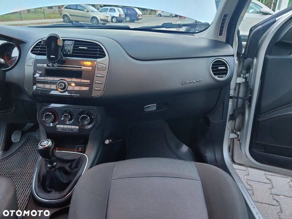 Fiat Bravo 1.4 16V Dynamic - 14