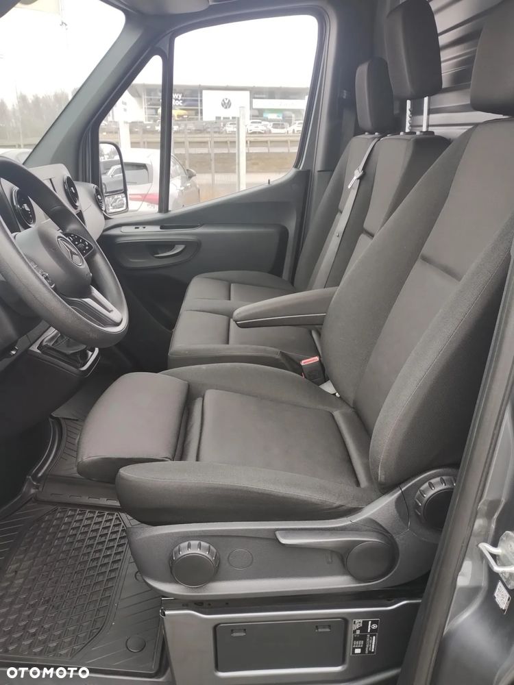 Mercedes-Benz Sprinter 317 - 9