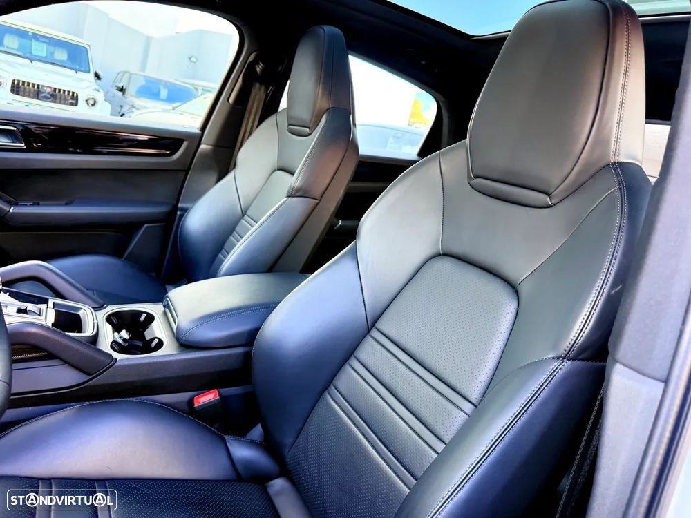 Porsche Cayenne E-Hybrid Tiptronic S - 24