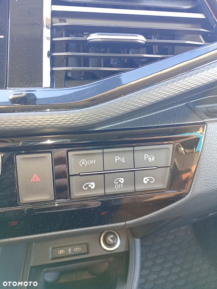 Volkswagen Multivan - 30