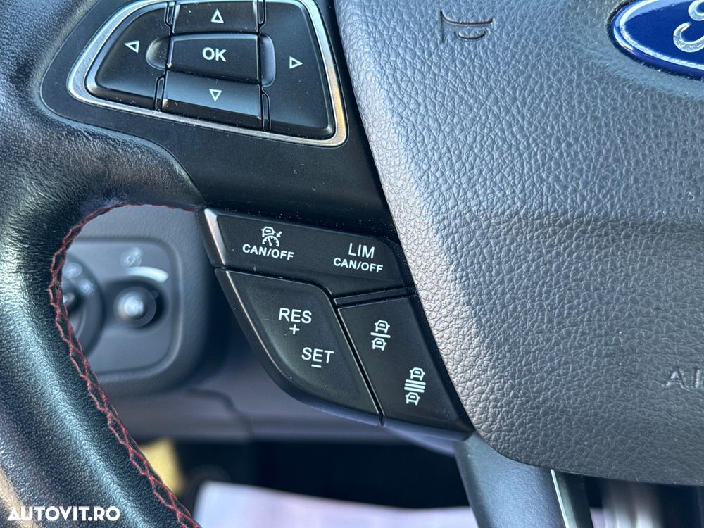 Ford Kuga 2.0 TDCi 4x4 Aut. ST-Line - 21