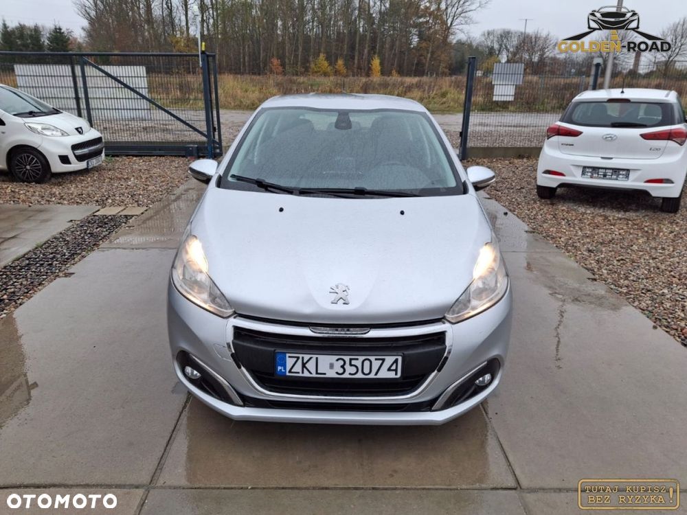 Peugeot 208 - 3