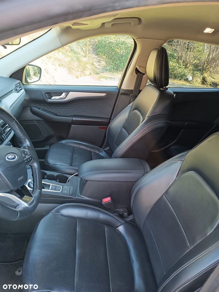 Ford Escape 2.0 EcoBoost AWD Titanium - 9