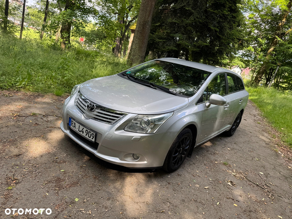 Toyota Avensis 1.8 Business Edition