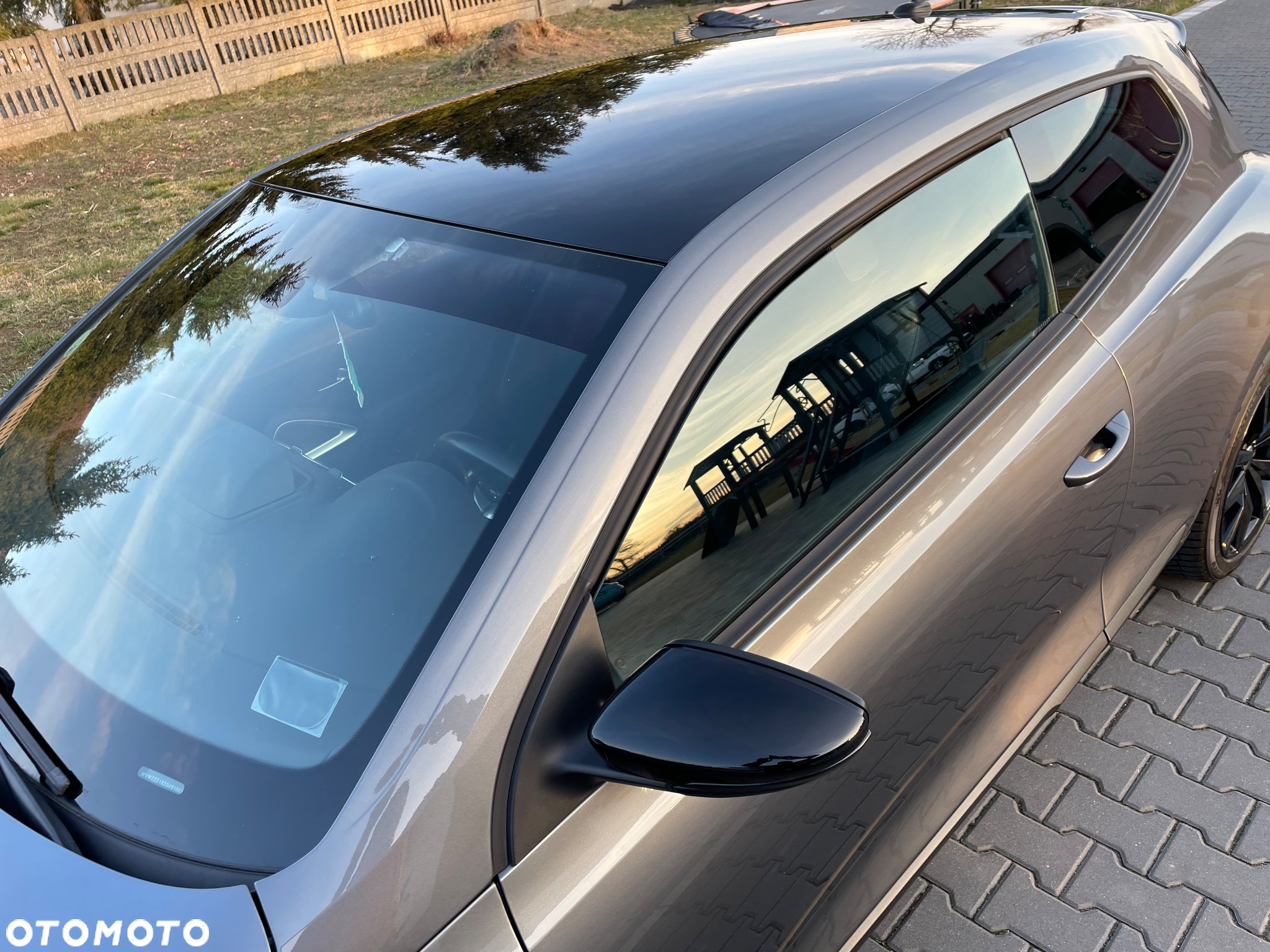 Volkswagen Scirocco 2.0 TDI Blue Motion Technologie Club - 10
