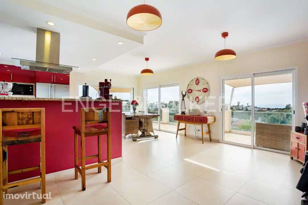 Espetacular moradia V4 com vista mar - Grande imagem: 5/39