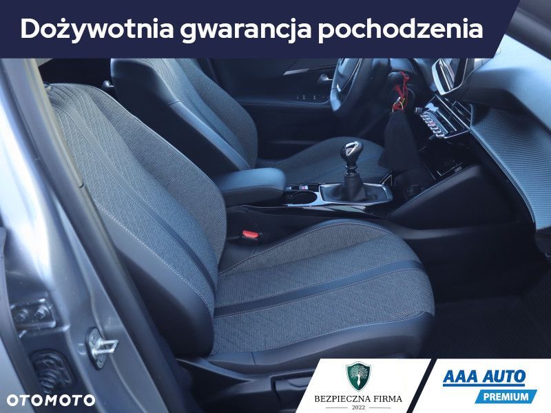 Peugeot 2008 - 11
