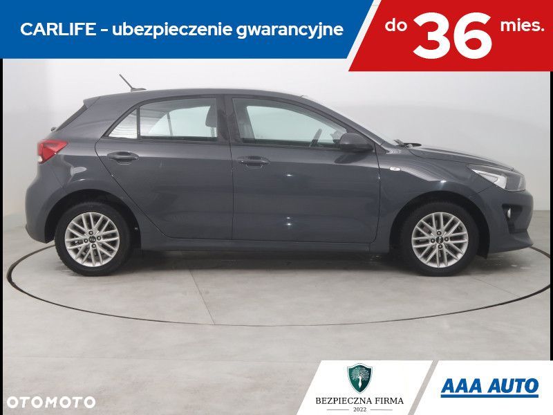 Kia Rio - 7