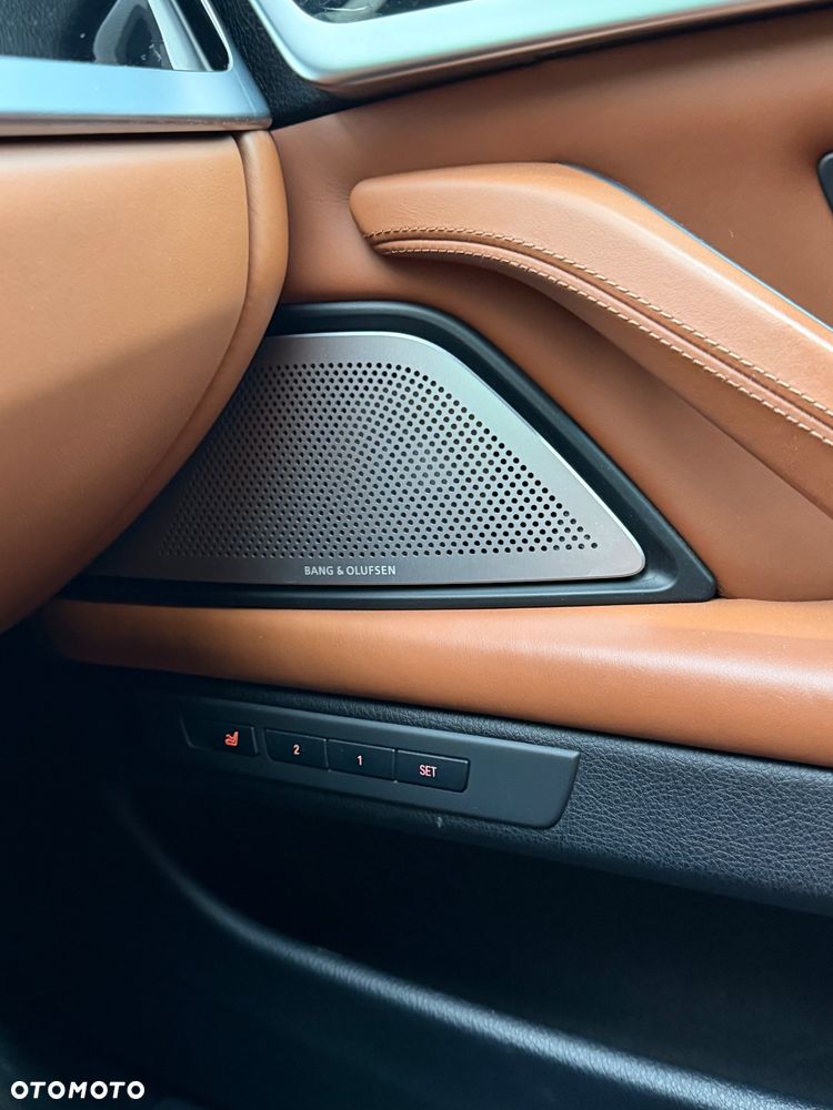 BMW Seria 5 535d xDrive - 12