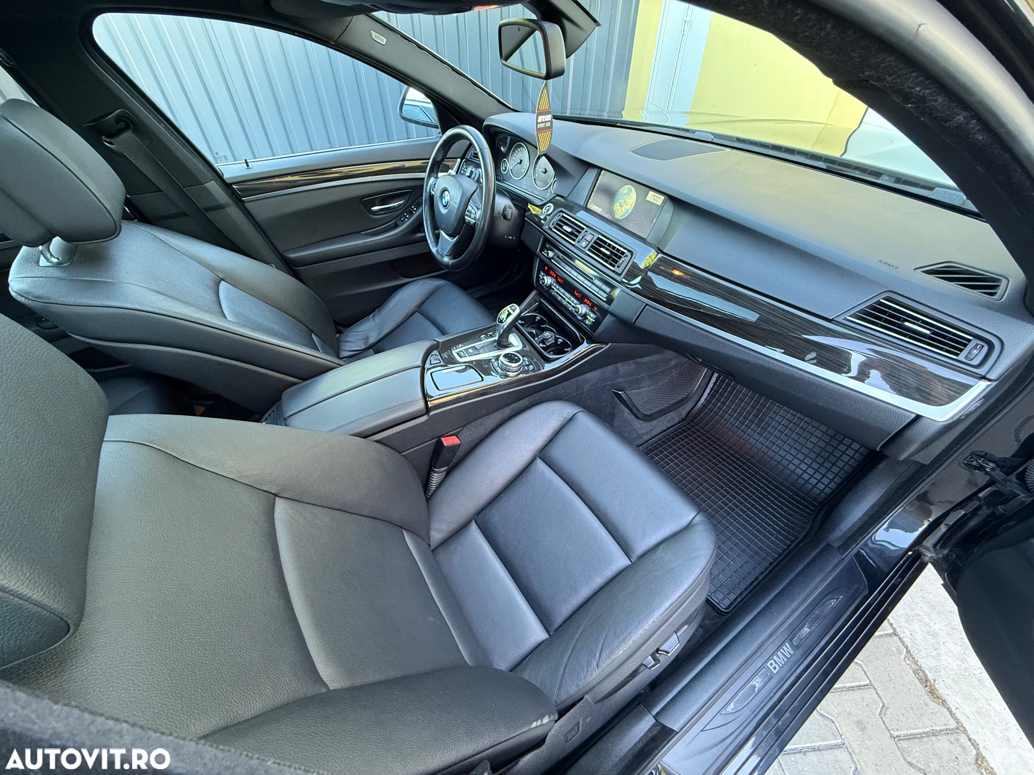 BMW Seria 5 520d Aut. - 10